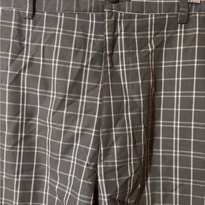 PGA Tour Gray Plaid Men's Shorts